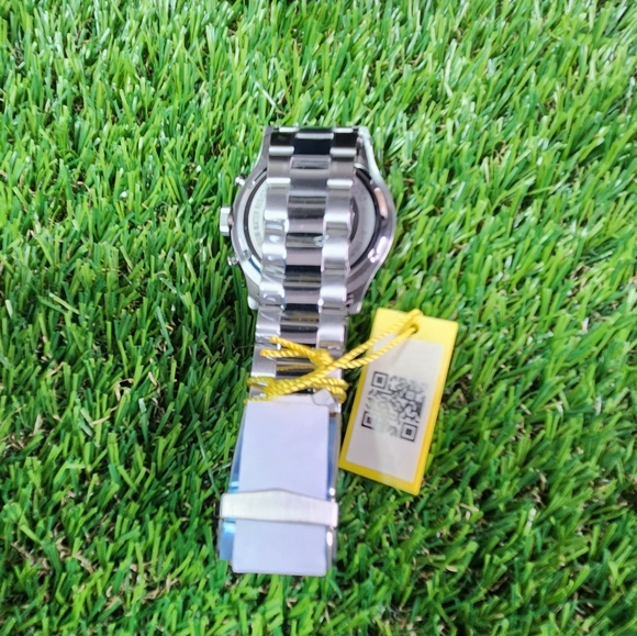 Invicta Speedway 46mm Stainless Steel Case and Band with Black Dial Men's... - Picture 4 of 9